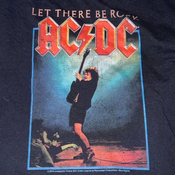 2016 Youth Fruit of the Loom AC/DC Short Sleeve T Shirt Size Large - Picture 3 of 4
